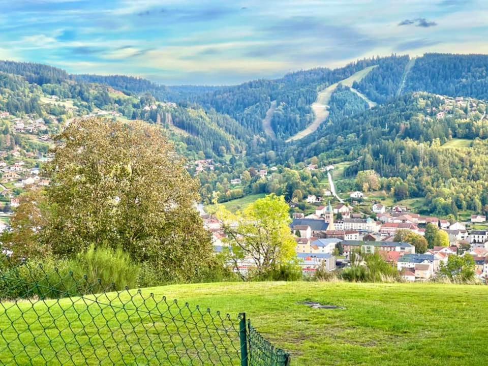 Joli Studio Cosy, Vue Magnifique Et Terrasse Privee Gérardmer Exteriér fotografie